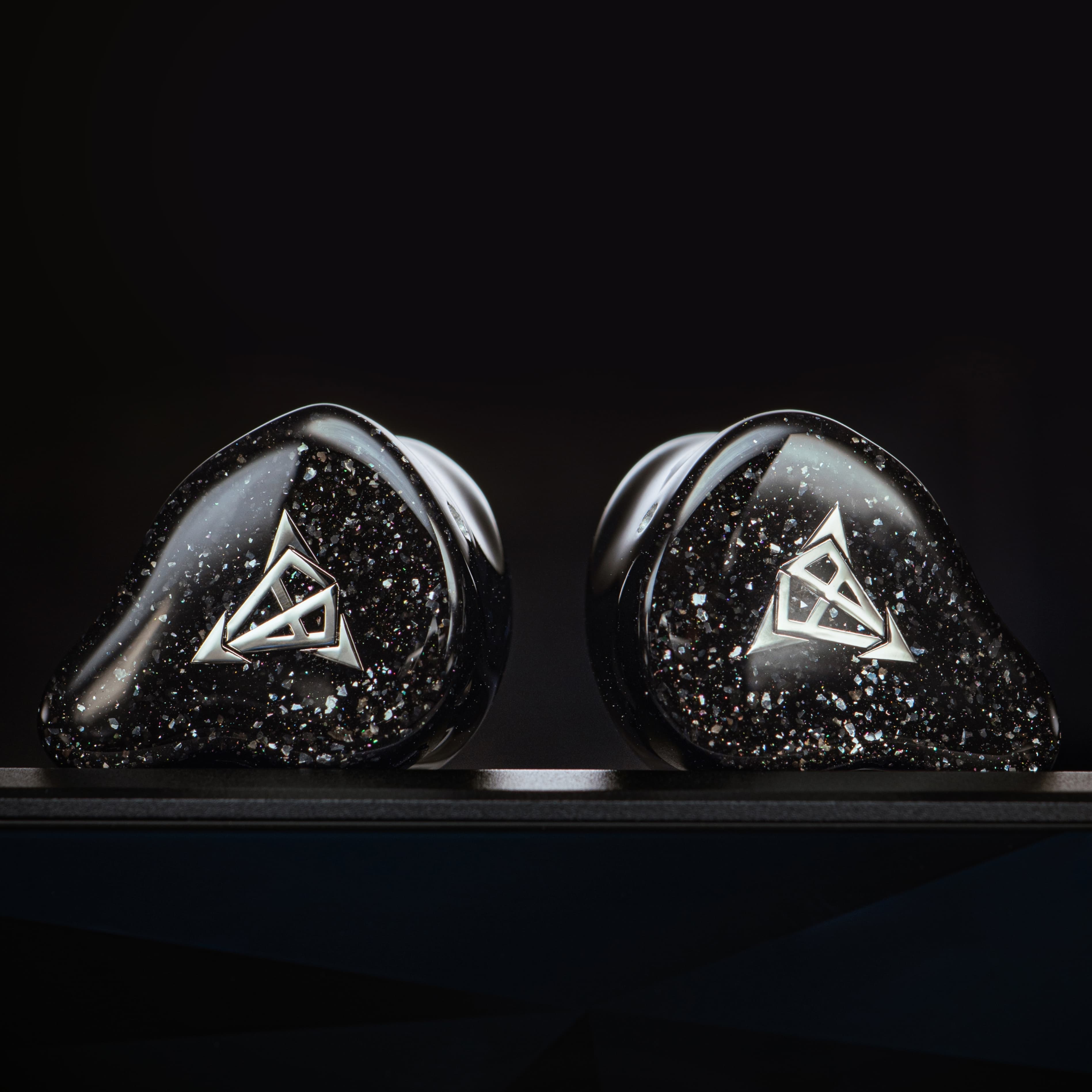 Hisenior Mega7 1DD+6BA Hybrid IEM