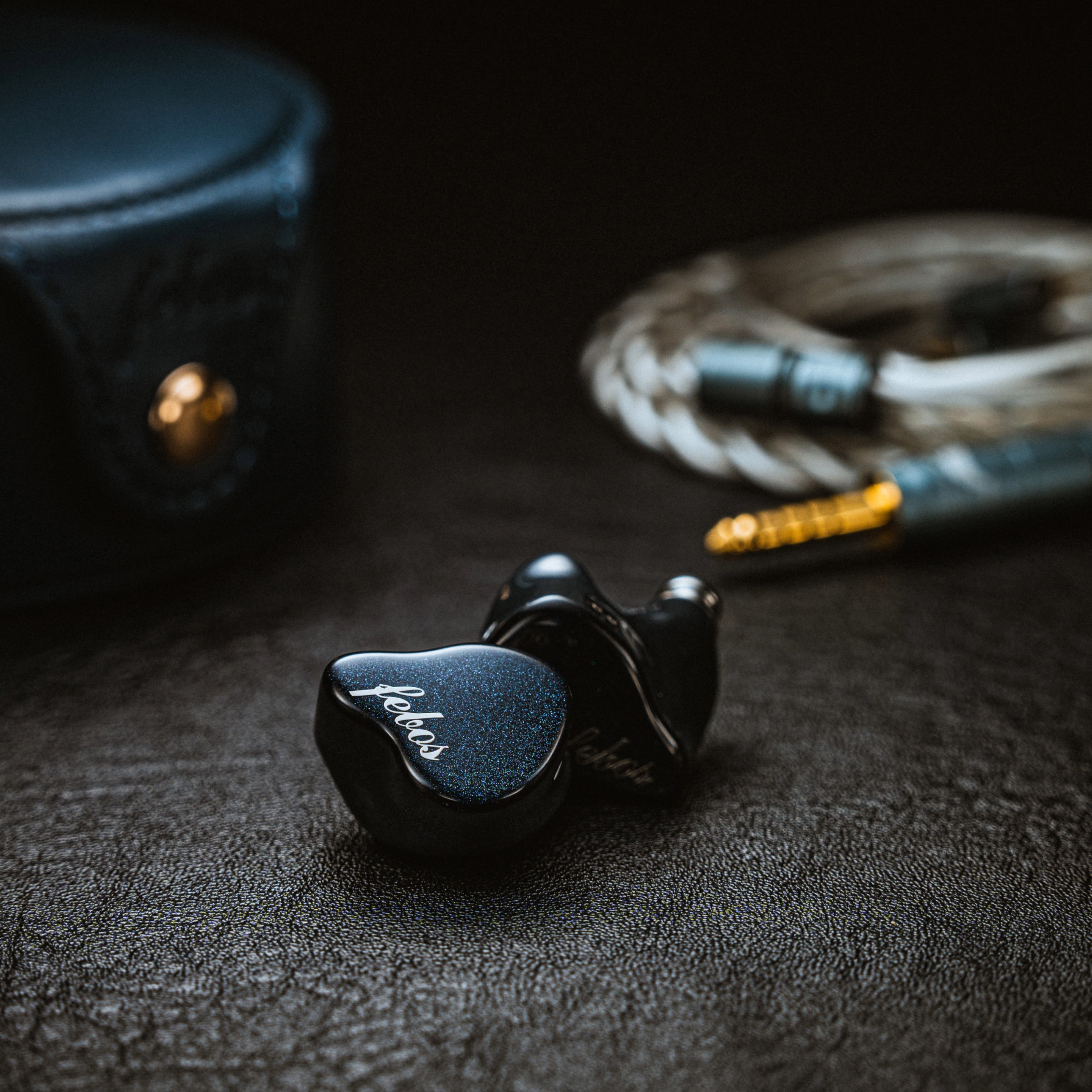 Mega5-EST 5-Drivers Hybrid In-Ear Monitors