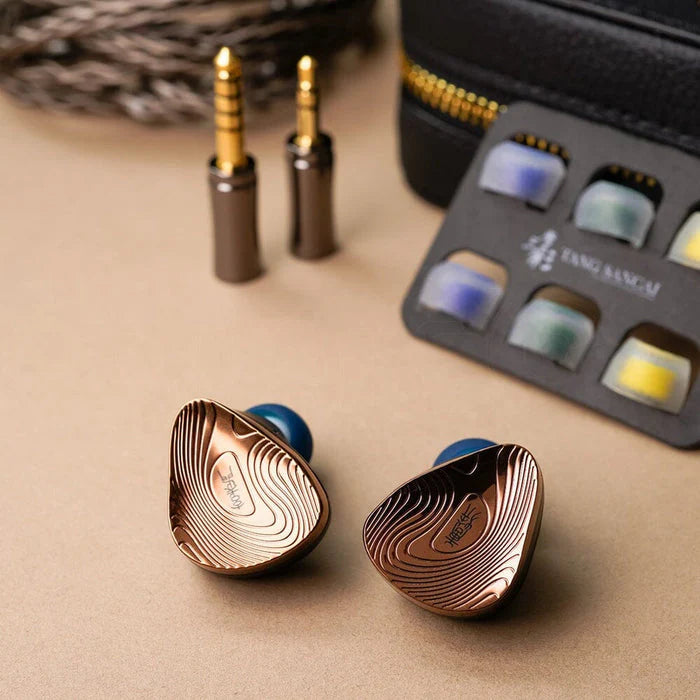 Tangzu Xuanwu Gate - 1DD+4BA+2EST tribrid IEM
