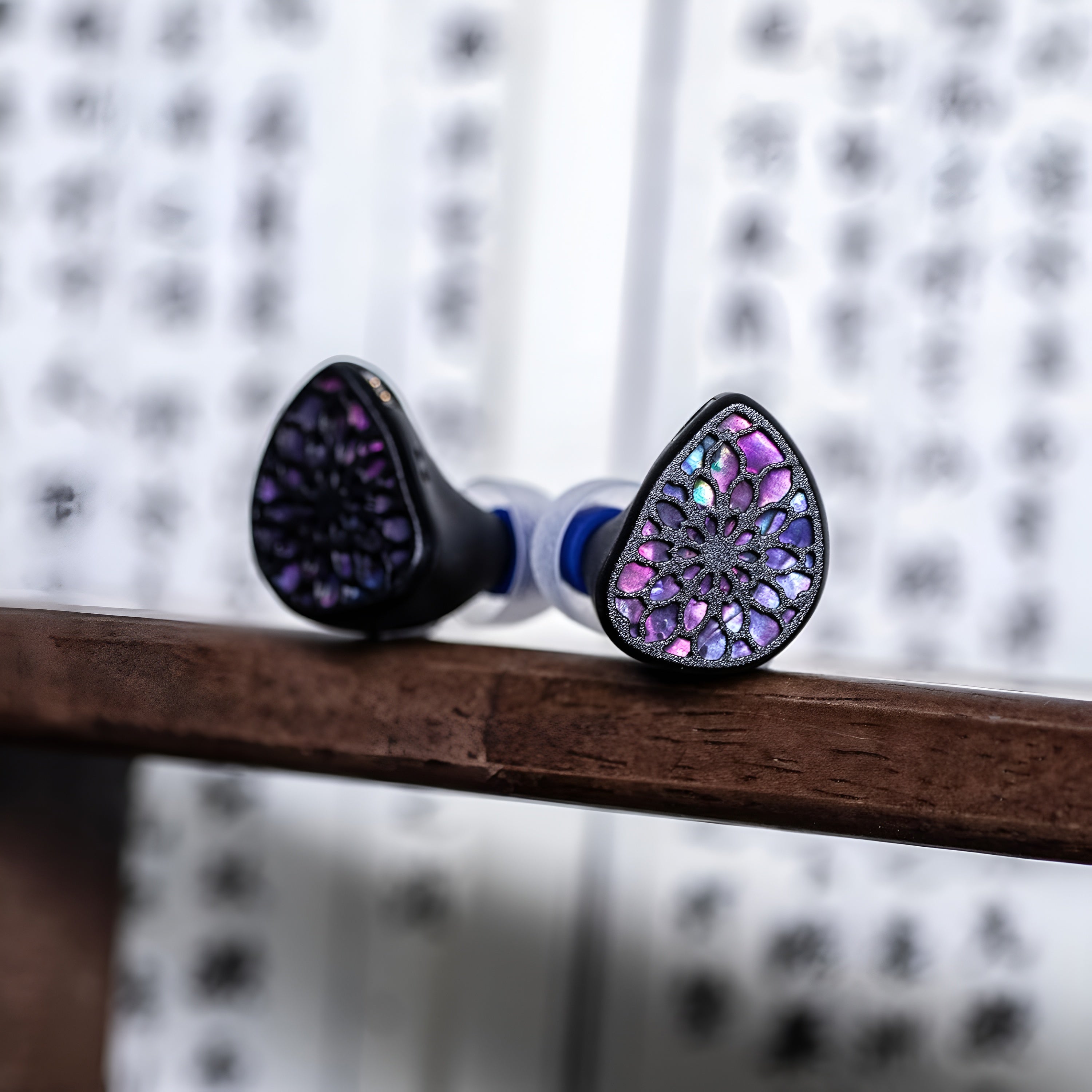 Tangzu Zetian Wu Legend – dual planar magnetic drivers IEM