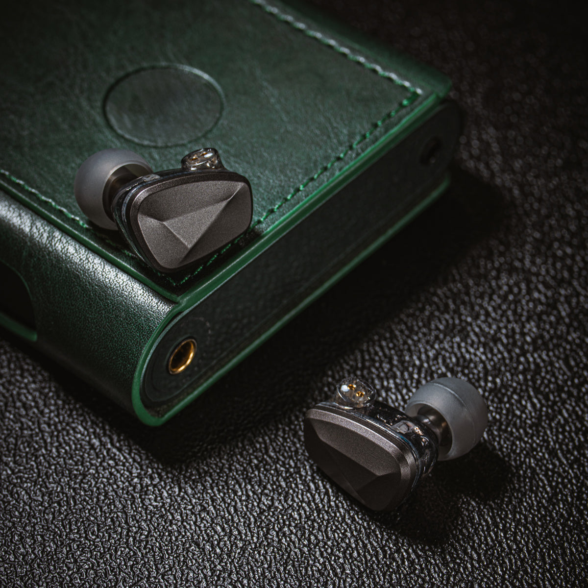 Astrotec GX100 1DD+1PZT Hybrid IEM
